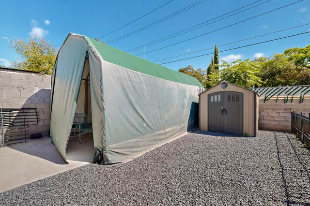 2026 Vermont Street NE, Albuquerque, NM 87110