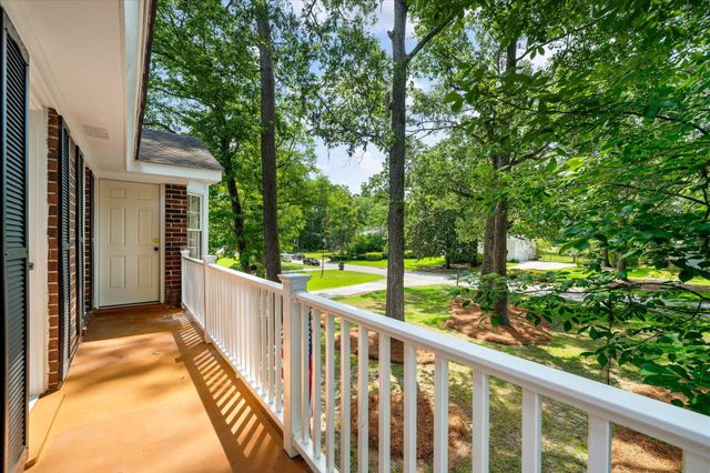 1080 Deleisseline Boulevard, Mount Pleasant, SC 29464