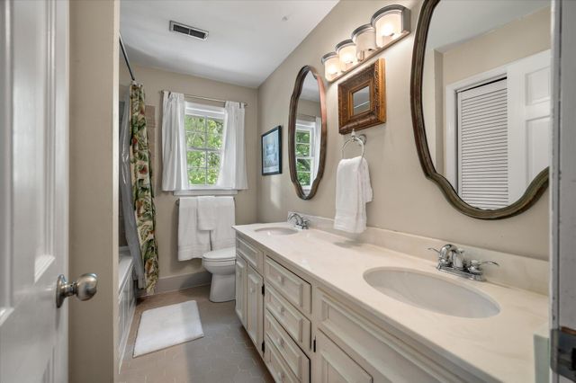 1080 Deleisseline Boulevard, Mount Pleasant, SC 29464