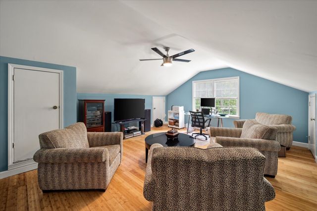 1080 Deleisseline Boulevard, Mount Pleasant, SC 29464