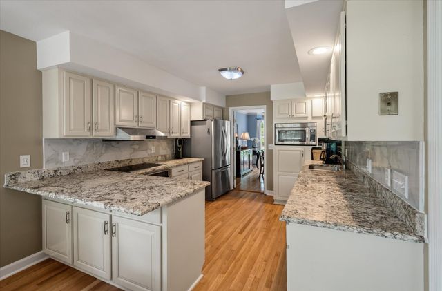 1080 Deleisseline Boulevard, Mount Pleasant, SC 29464