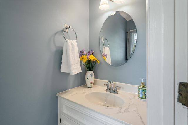 1080 Deleisseline Boulevard, Mount Pleasant, SC 29464