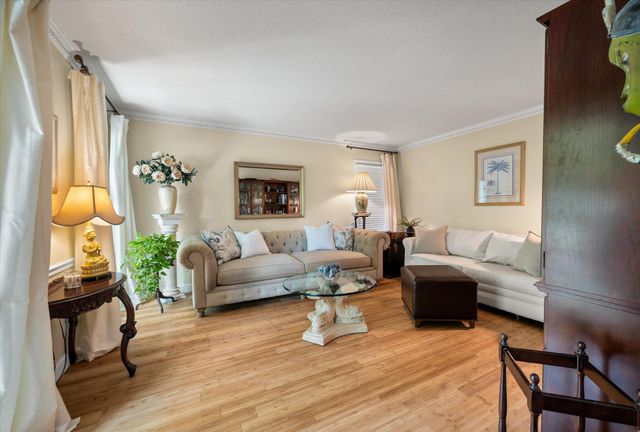 1080 Deleisseline Boulevard, Mount Pleasant, SC 29464