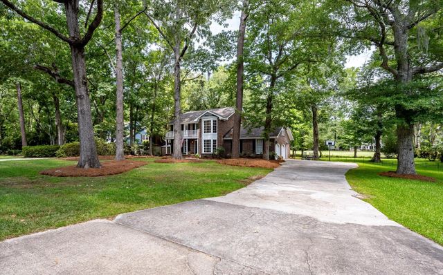 1080 Deleisseline Boulevard, Mount Pleasant, SC 29464