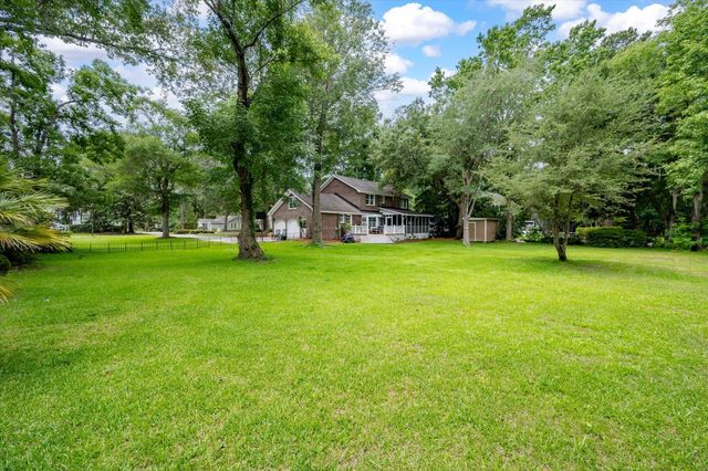 1080 Deleisseline Boulevard, Mount Pleasant, SC 29464