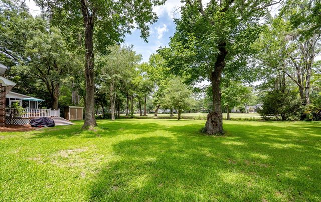 1080 Deleisseline Boulevard, Mount Pleasant, SC 29464