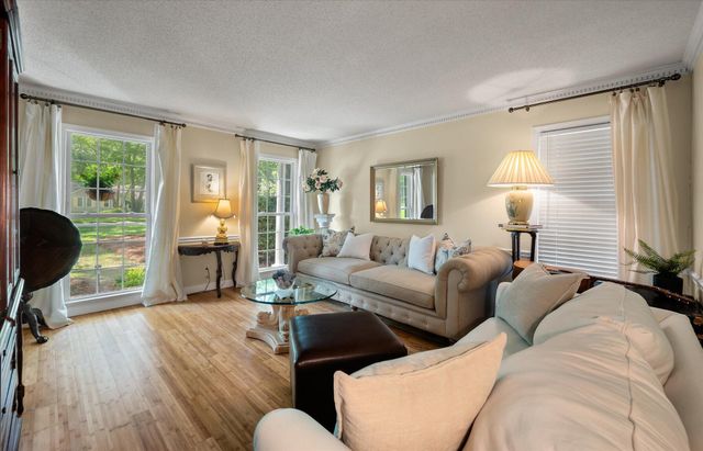 1080 Deleisseline Boulevard, Mount Pleasant, SC 29464