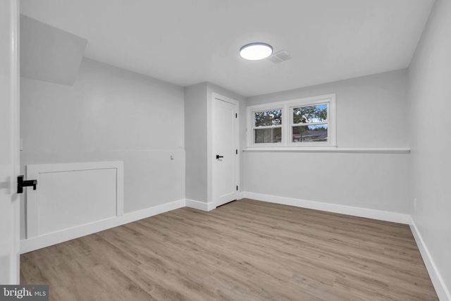 11 PLEASANT VALLEY DR, West Deptford, NJ 08096