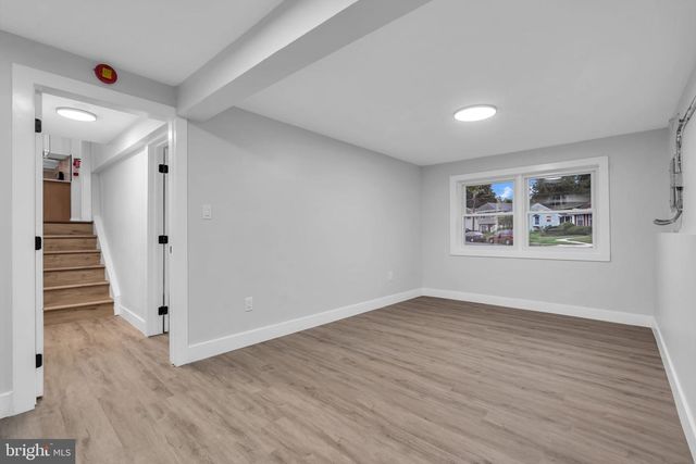 11 PLEASANT VALLEY DR, West Deptford, NJ 08096