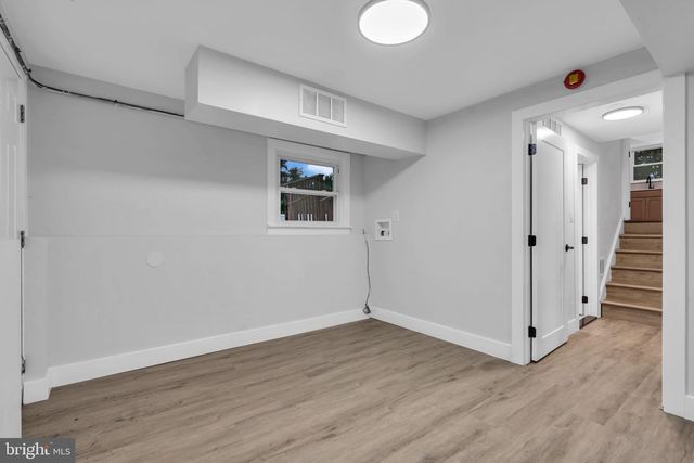 11 PLEASANT VALLEY DR, West Deptford, NJ 08096