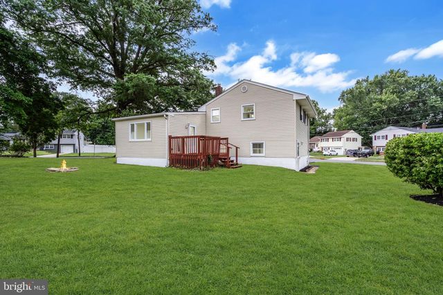 11 PLEASANT VALLEY DR, West Deptford, NJ 08096
