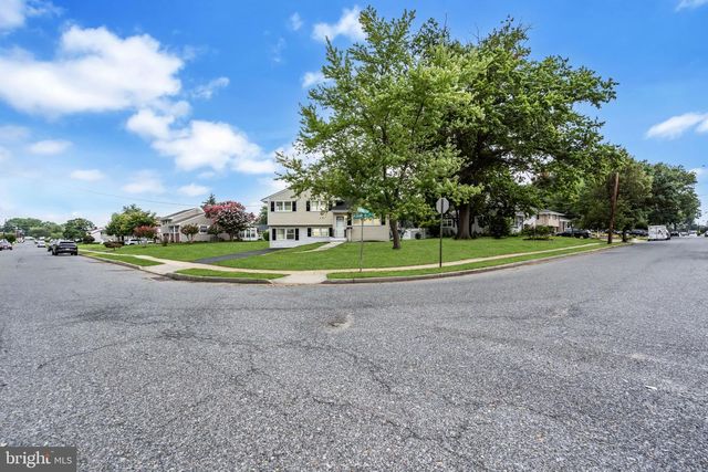 11 PLEASANT VALLEY DR, West Deptford, NJ 08096