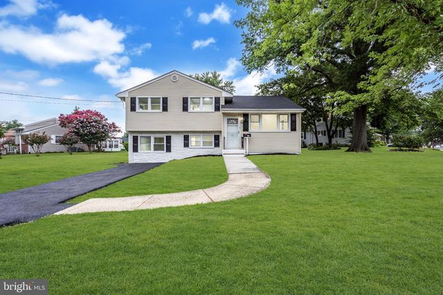 11 PLEASANT VALLEY DR, West Deptford, NJ 08096