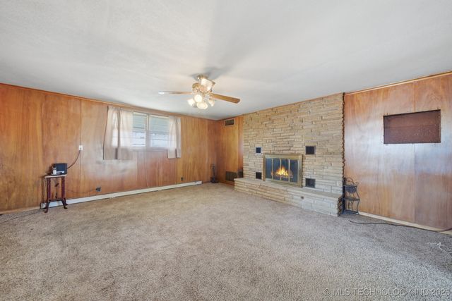 1607 A And M Drive, Okmulgee, OK 74447