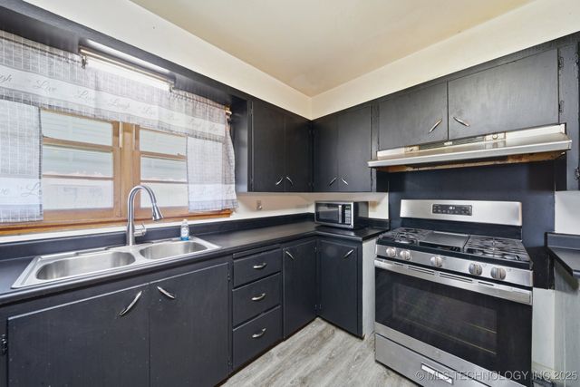 1607 A And M Drive, Okmulgee, OK 74447