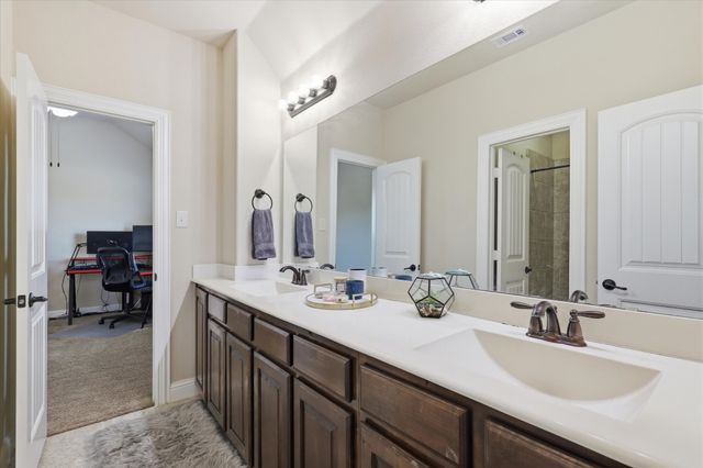 4025 Dalton Drive, Rowlett, TX 75089
