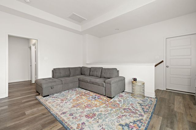 212 Estima CT, Liberty Hill, TX 78642