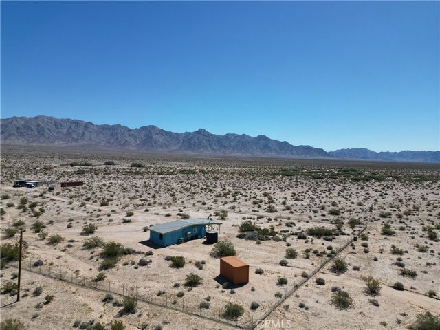 87630 Amboy Road, 29 Palms, CA 92277