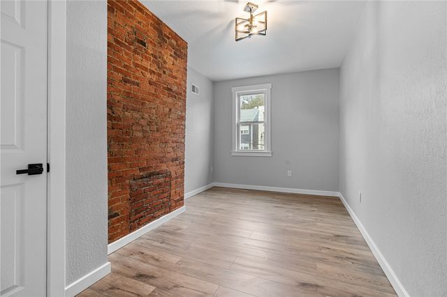 833 Spring Garden Ave, Spring Garden, PA 15212