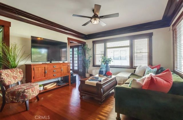 2815 E 5th Street, Long Beach, CA 90814