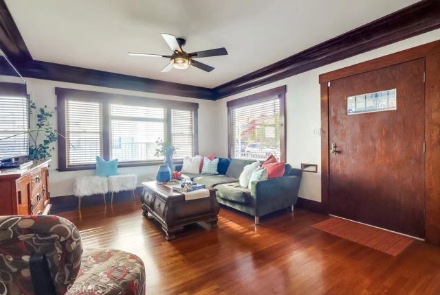 2815 E 5th Street, Long Beach, CA 90814