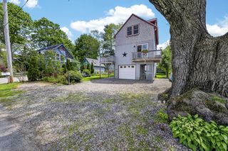 11 Johnson Avenue, North Kingstown, RI 02852