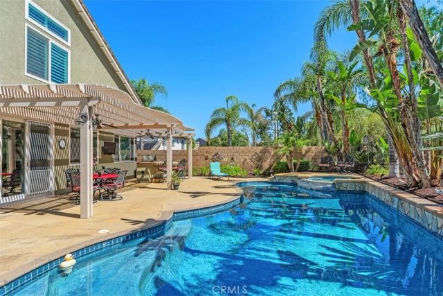 785 Via Blairo, Corona, CA 92879