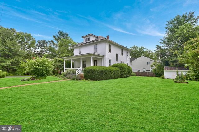 200 S ORCHARD DR, Purcellville, VA 20132