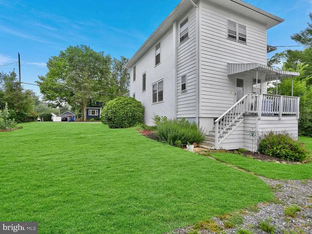 200 S ORCHARD DR, Purcellville, VA 20132