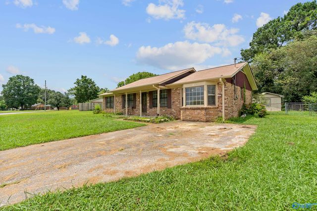 3113 Farmington Road, Decatur, AL 35603