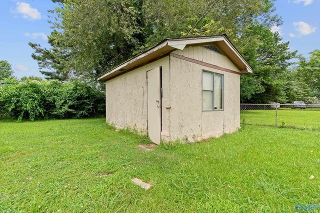 3113 Farmington Road, Decatur, AL 35603