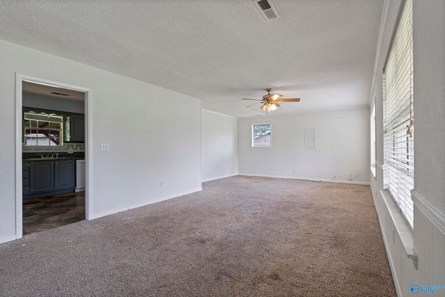 3113 Farmington Road, Decatur, AL 35603