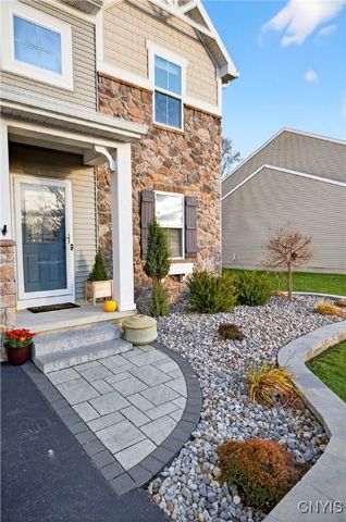 29 Naylor Circle, Van Buren, NY 13027