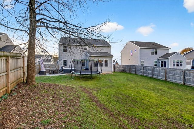 29 Naylor Circle, Van Buren, NY 13027