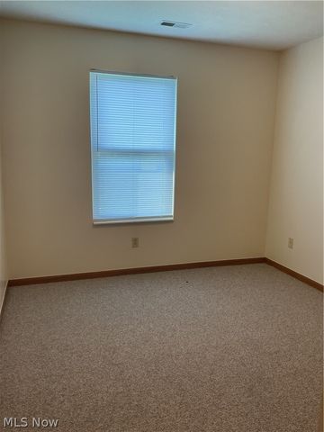 2823 Benford Lane, Youngstown, OH 44505