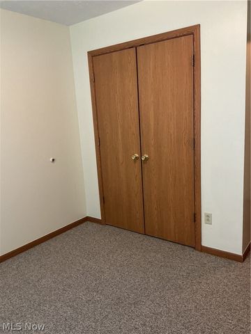 2823 Benford Lane, Youngstown, OH 44505