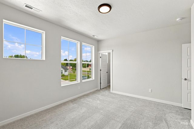 9415 W Blazing Star St, Nampa, ID 83687