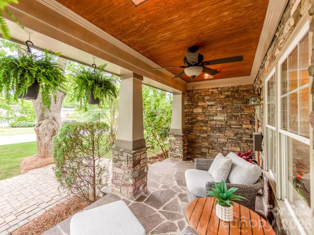 2907 Park Road, Charlotte, NC 28209