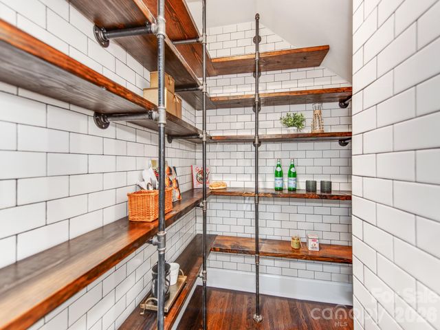 2907 Park Road, Charlotte, NC 28209