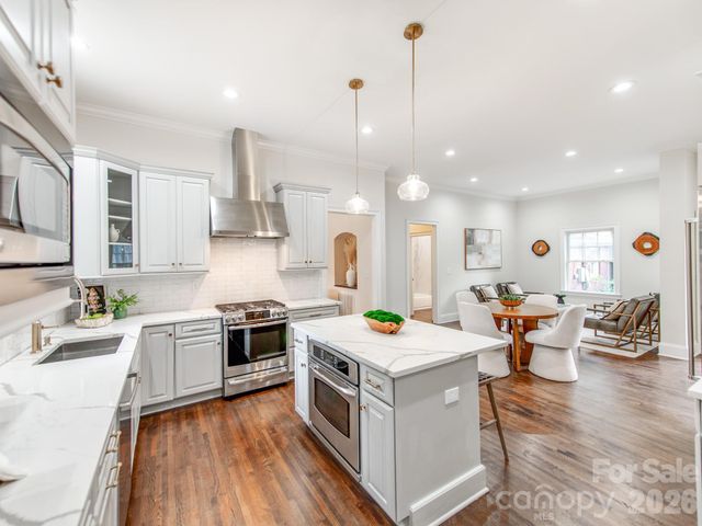 2907 Park Road, Charlotte, NC 28209