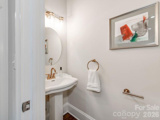 2907 Park Road, Charlotte, NC 28209