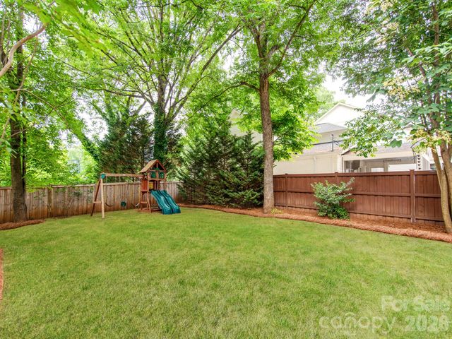 2907 Park Road, Charlotte, NC 28209