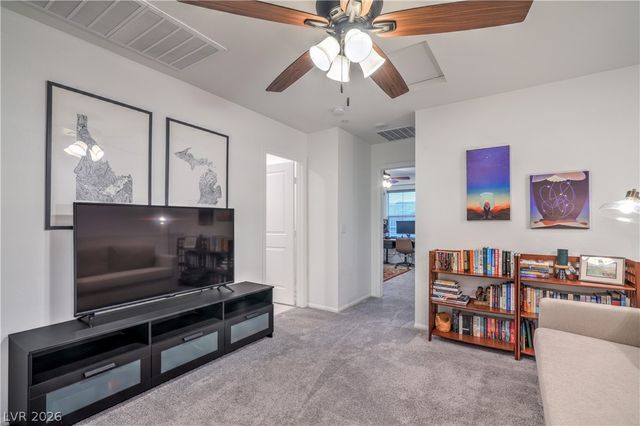 5318 Silver Branch Avenue, Las Vegas, NV 89118