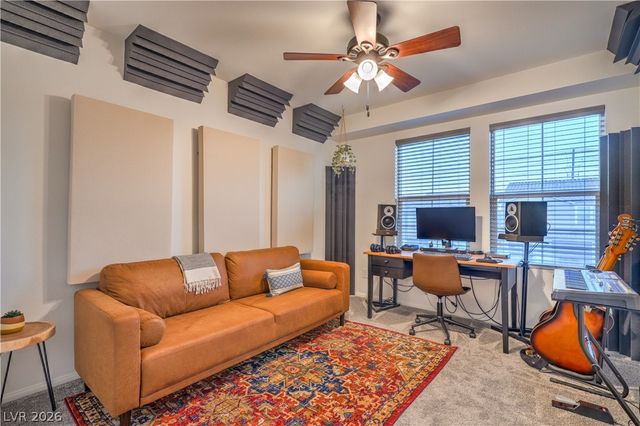 5318 Silver Branch Avenue, Las Vegas, NV 89118