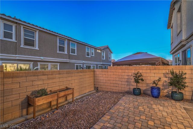 5318 Silver Branch Avenue, Las Vegas, NV 89118