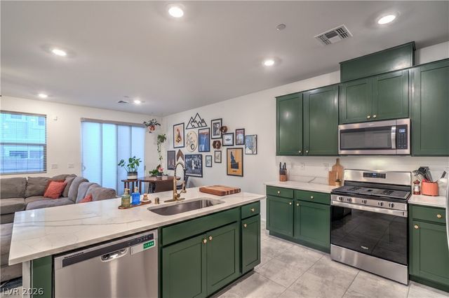 5318 Silver Branch Avenue, Las Vegas, NV 89118