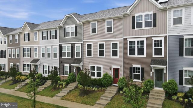 31 CAPITOL MEWS, Ranson, WV 25438