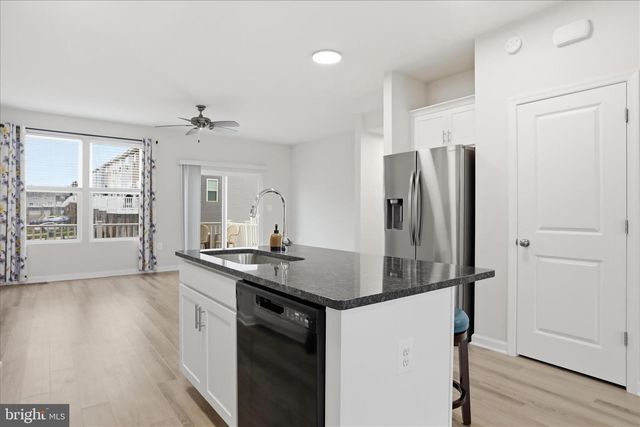 31 CAPITOL MEWS, Ranson, WV 25438