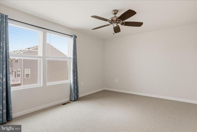 31 CAPITOL MEWS, Ranson, WV 25438