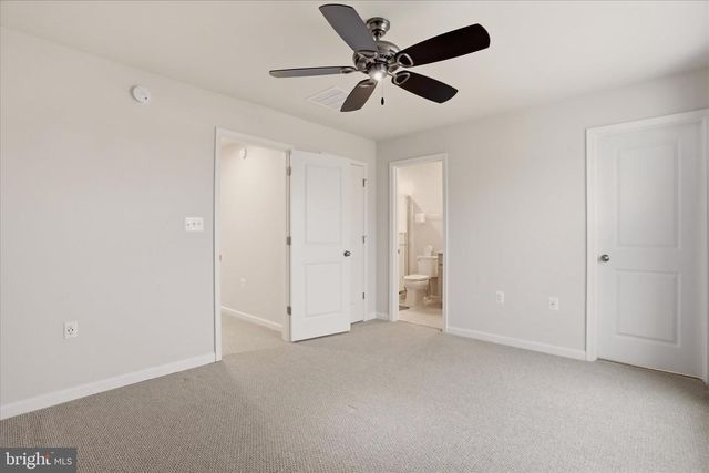 31 CAPITOL MEWS, Ranson, WV 25438